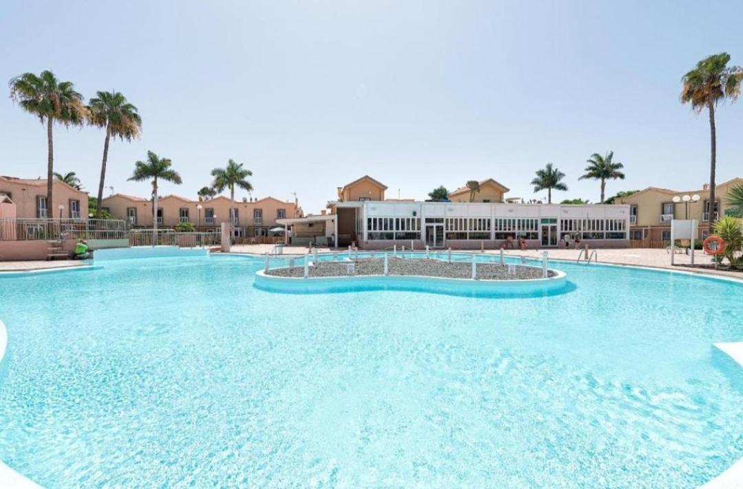 Oasis Familias Y Parejas