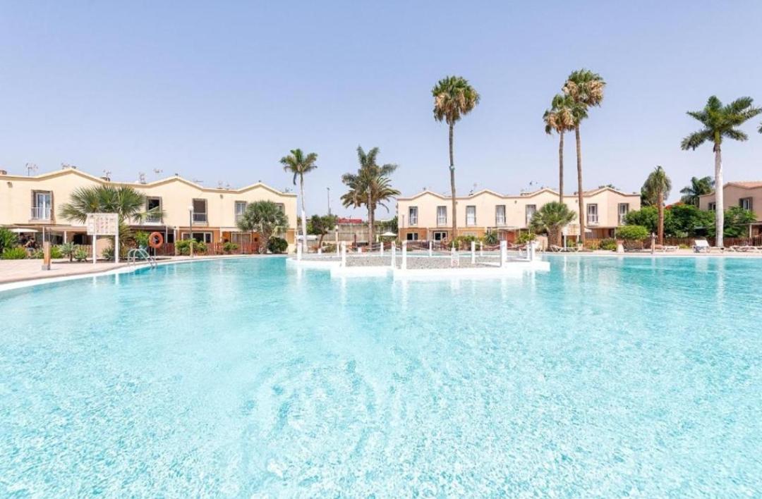 Oasis Familias Y Parejas Apartamento *