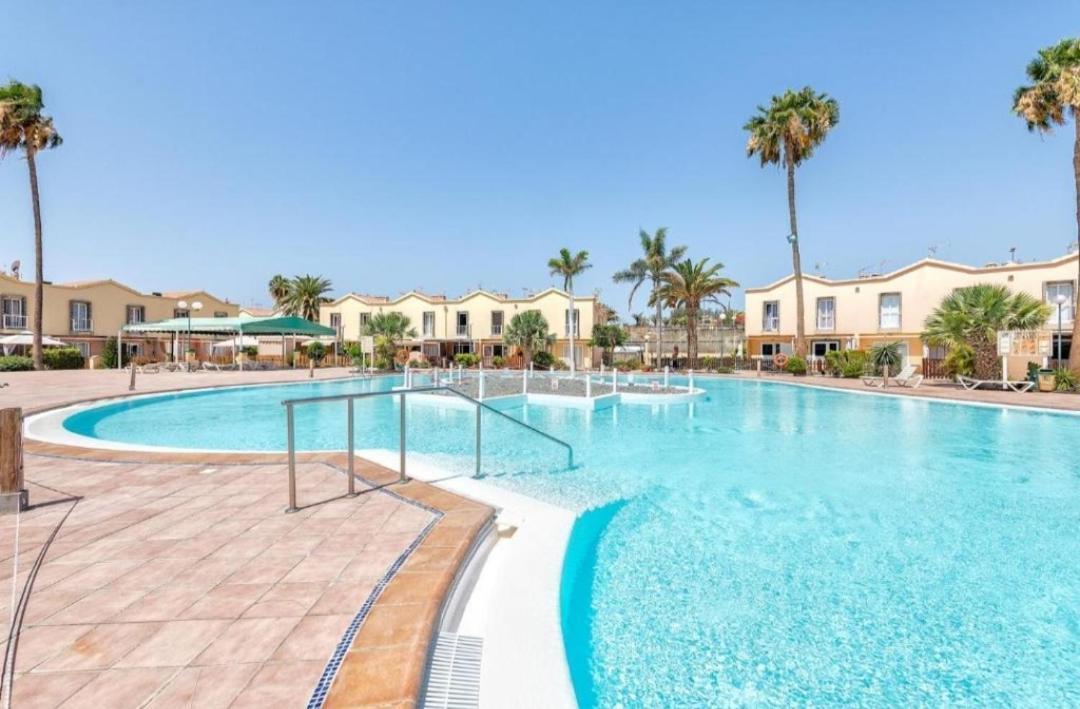 Oasis Club Playa Lejlighed *